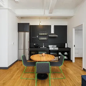 Placemakr Street 4* New York